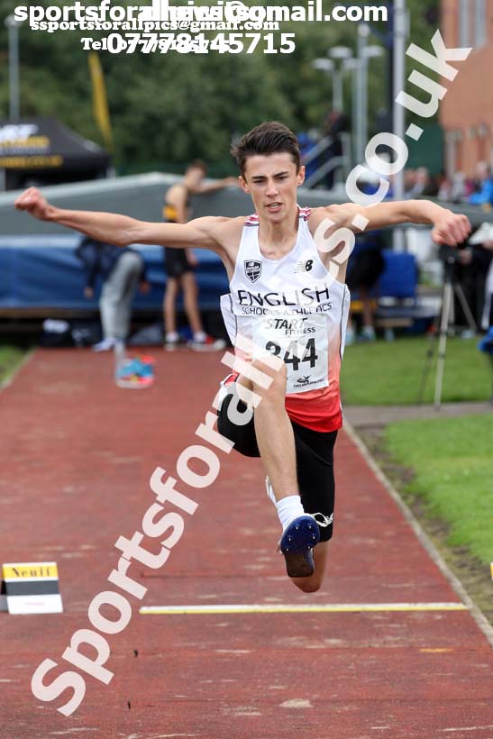 Mens under-17s triple jump, Northern Under-17s/U-15s and U13s Champs, Leigh Sports Village, Leigh. Photo: David T. Hewitson/Sports for All Pics